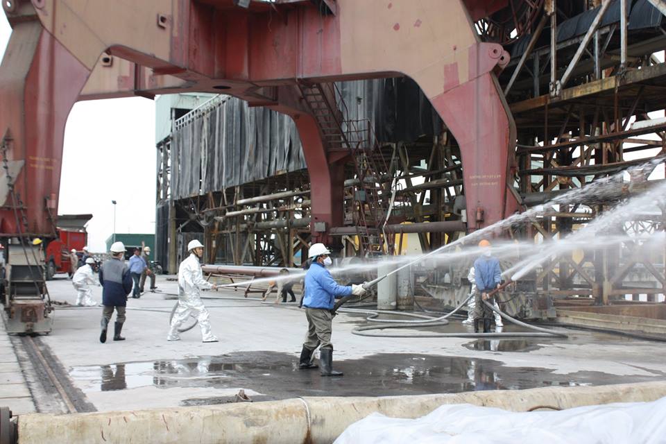 Công ty Cổ phần DAP – Vinachem diễn tập ứng phó sự cố hóa chất, PCCN năm 2016