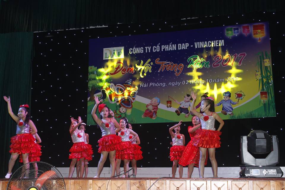 Vui Tết Trung Thu cùng các cháu thiếu nhi là con em CBCNV công ty năm 2017