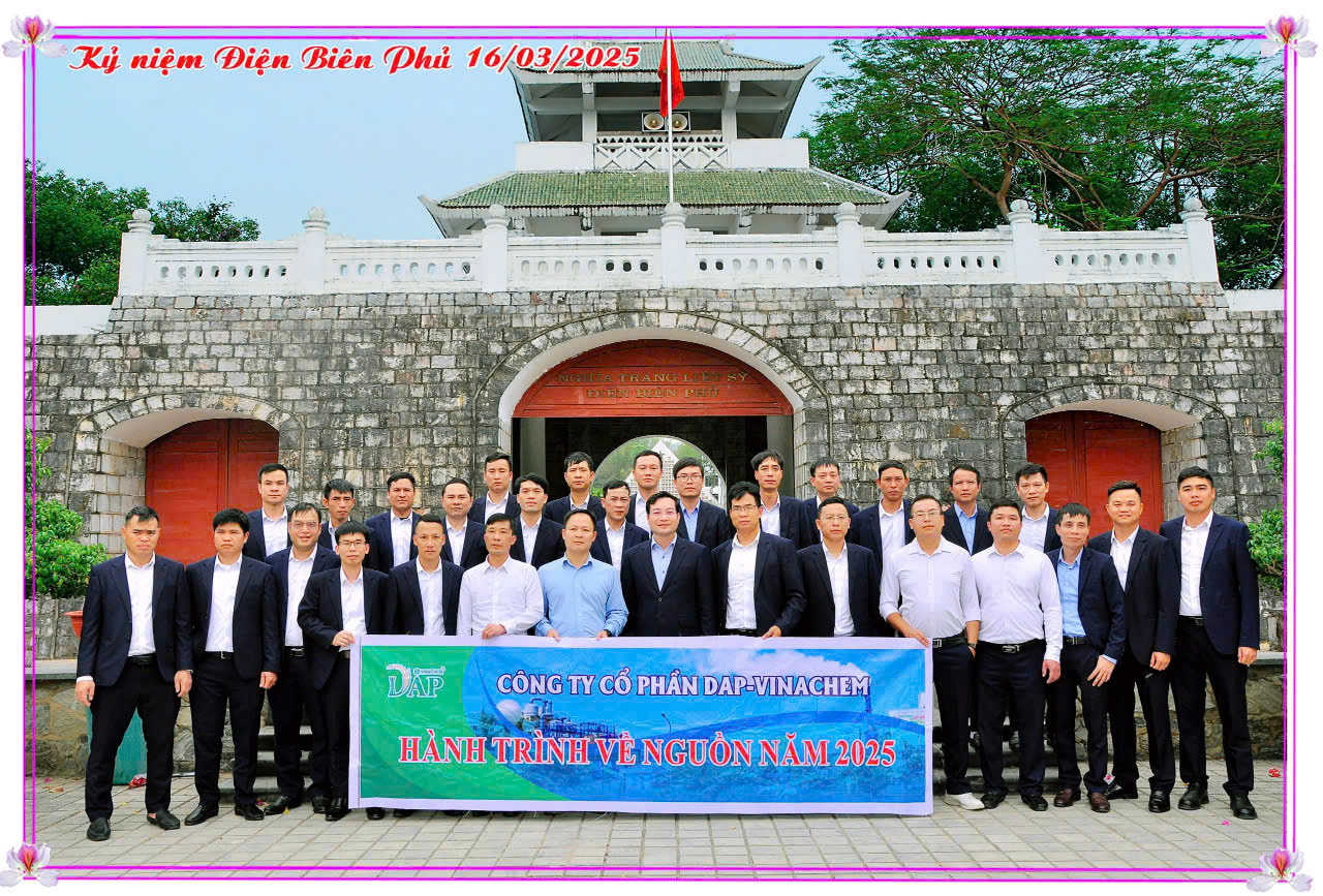 Chương trình về nguồn năm 2025 của Đoàn cán bộ, đảng viên Công ty cổ phần DAP-Vinachem tại Điện Biên Phủ